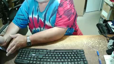 Snapshot of bucku2 chatting on 09.30.25 Bucku2 online show from 09.30.25