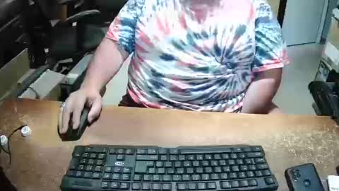 Snapshot of bucku2 chatting on 10.14.25 Bucku2 online show from 10.14.25