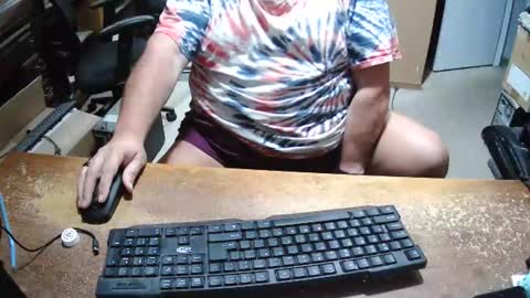 Snapshot of bucku2 chatting on 10.23.25 Bucku2 online show from 10.23.25