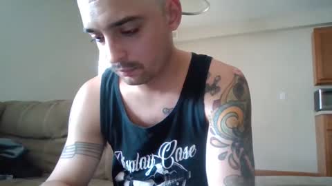 Snapshot of bud42o chatting on 10.04.25 Bud42o online show from 10.04.25