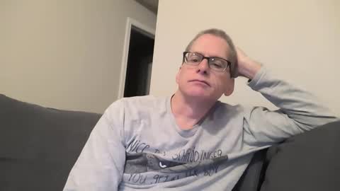 Snapshot of budman004 chatting on 11.14.25 budman004 online show from 11.14.25