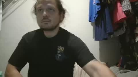 Snapshot of buffal0bird chatting on 09.14.25 buffal0bird online show from 09.14.25