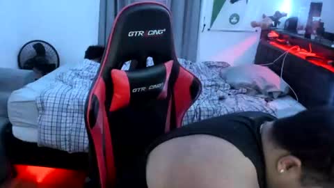 buffsexyman24 online show from 03.05.25