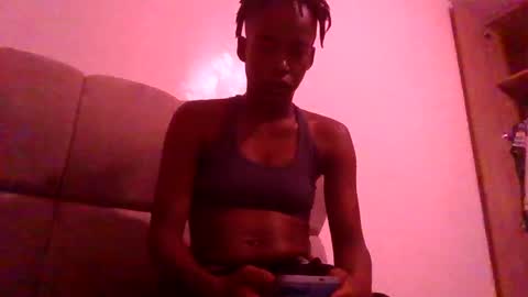 Snapshot of buffybaby_2 chatting on 02.08.26 buffybaby_2 online show from 02.08.26