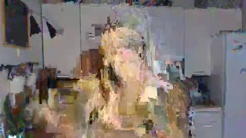 Snapshot of buffyextasy chatting on 10.06.25 Buffy online show from 10.06.25