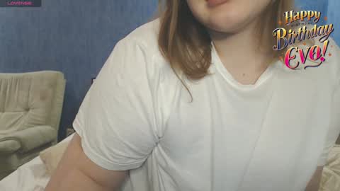 Snapshot of bull_cock_ chatting on 12.18.24 Eva 22 and Anton 24 PVT IS OPENED 60min online show from 12.18.24