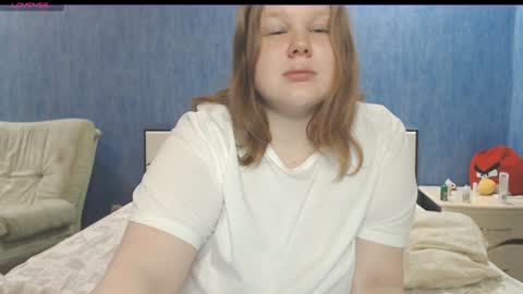 Snapshot of bull_cock_ chatting on 01.09.25 Eva 22 and Anton 24 PVT IS OPENED 60min online show from 01.09.25