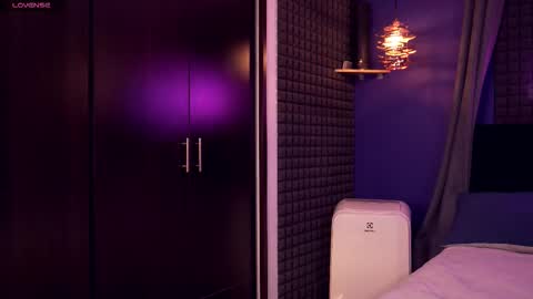 Bunny and The Rock online show from 01.17.26