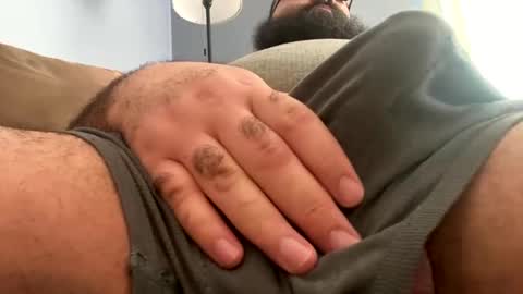 Snapshot of bullballsbarry chatting on 02.08.25 Barry online show from 02.08.25