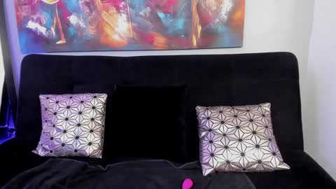 Bulma Bambina online show from 12.20.24