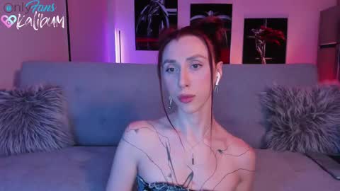 Snapshot of bumbum_kalibum chatting on 02.15.25 Ivan online show from 02.15.25