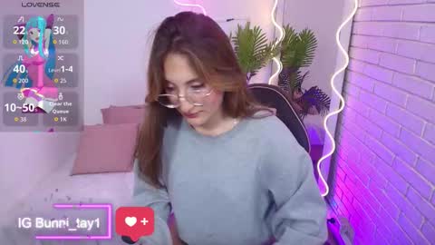 Bunni  online show from 09.20.25