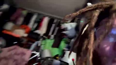 bunniandcryme online show from 11.29.25