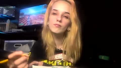 bunniandcryme online show from 04.09.26