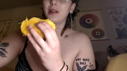 bunny_anon online show from 04.28.26
