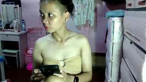 Snapshot of bunny_flower18 chatting on 12.28.24 bunny_flower18 online show from 12.28.24