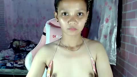 Snapshot of bunny_flower18 chatting on 01.16.25 bunny_flower18 online show from 01.16.25