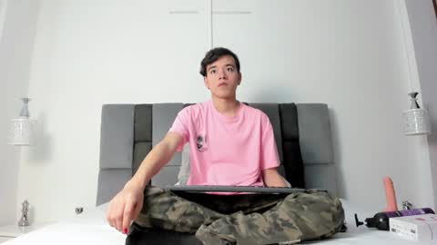 Snapshot of bunny_maxxi chatting on 12.02.24 bunny online show from 12.02.24