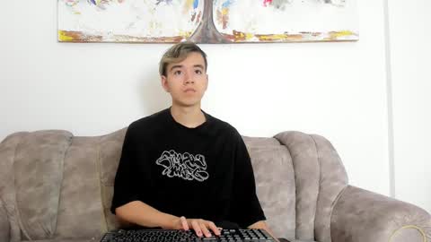 Snapshot of bunny_maxxi chatting on 02.18.25 bunny online show from 02.18.25