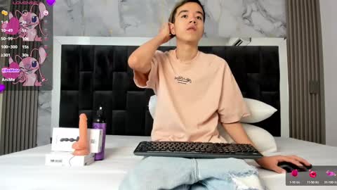 Snapshot of bunny_maxxi chatting on 03.07.25 bunny online show from 03.07.25