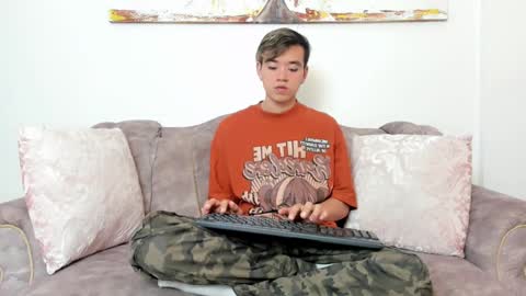 Snapshot of bunny_maxxi chatting on 03.11.25 bunny online show from 03.11.25