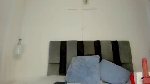 Snapshot of bunny_maxxi chatting on 10.02.25 bunny online show from 10.02.25