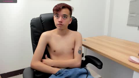 Snapshot of bunny_maxxi chatting on 10.09.25 bunny online show from 10.09.25