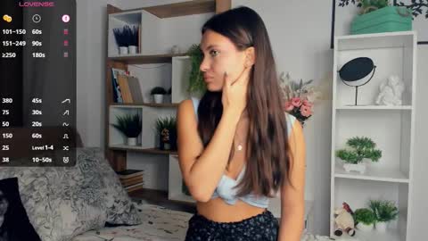 Snapshot of bunny_nova chatting on 10.09.25 Aria online show from 10.09.25