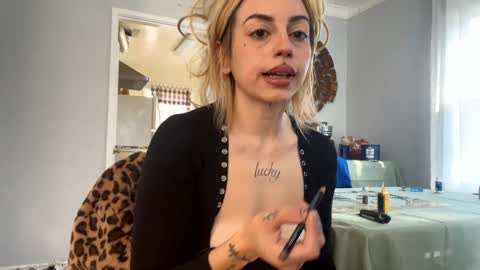 Bunnyaliengirl online show from 01.20.25