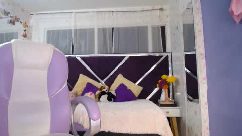 PAULINA online show from 09.12.25
