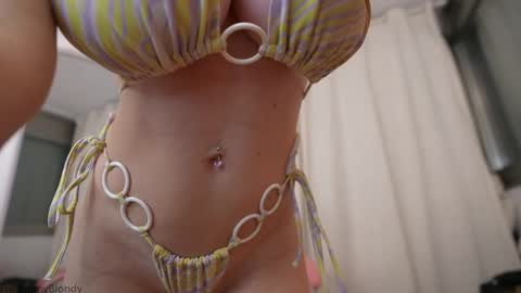 Anaiz   online show from 03.26.26