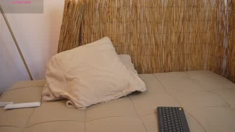 Snapshot of bunnycute_shy chatting on 06.01.26 30 Off online show from 06.01.26
