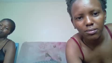 Snapshot of bunnydiva_ chatting on 10.18.25 bunnydiva_ online show from 10.18.25