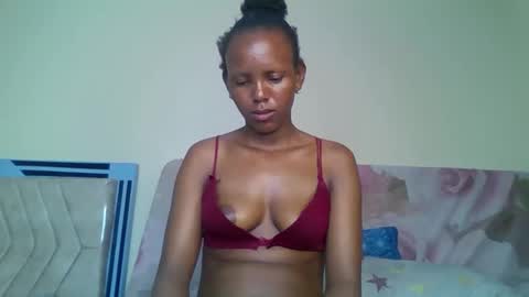 Snapshot of bunnydiva_ chatting on 11.06.25 bunnydiva_ online show from 11.06.25