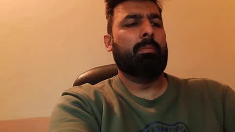 Hairy Arabian online show from 01.12.25