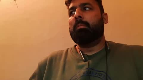 Hairy Arabian online show from 01.12.25