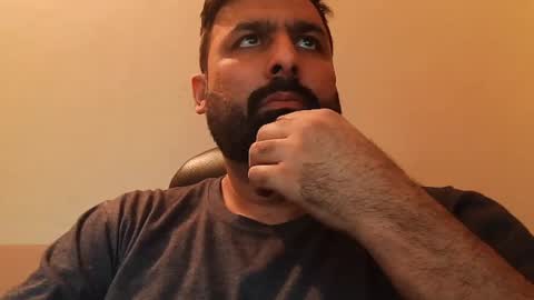 Hairy Arabian online show from 01.20.25