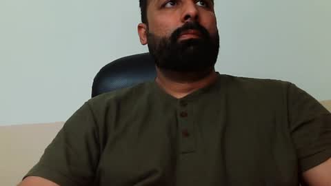 Hairy Arabian online show from 02.05.25