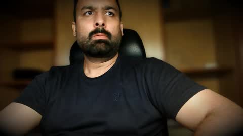 Hairy Arabian online show from 10.06.25