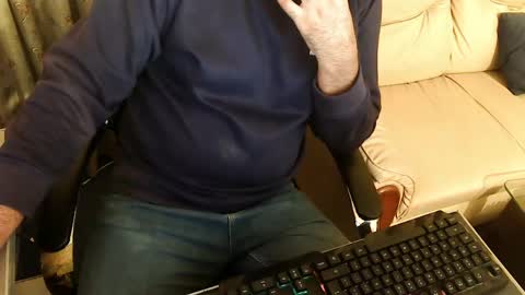 Hairy Arabian online show from 04.04.26