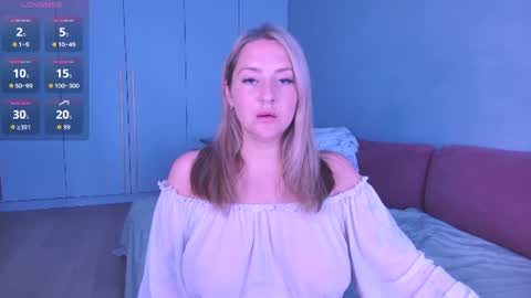 Snapshot of burn_lissa chatting on 07.17.26 Lissa online show from 07.17.26