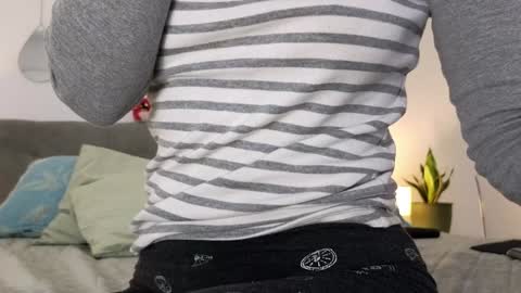 Snapshot of bush_woman chatting on 01.10.25 Larisa online show from 01.10.25