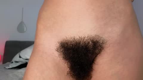 Snapshot of bush_woman chatting on 01.17.25 Larisa online show from 01.17.25