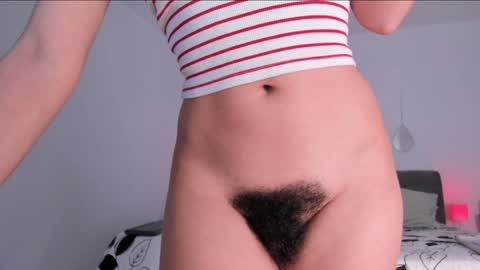 Snapshot of bush_woman chatting on 01.31.25 Larisa online show from 01.31.25