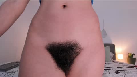 Snapshot of bush_woman chatting on 02.04.25 Larisa online show from 02.04.25