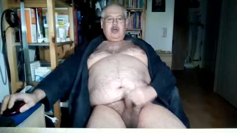 Snapshot of busibaer666 chatting on 03.12.26 busi online show from 03.12.26