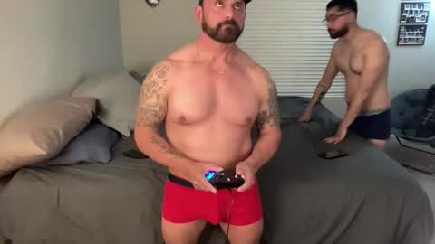 Snapshot of bustedsprockets chatting on 04.27.26 Pocket Daddy cockring gaycouple cockring lovense daddy online show from 04.27.26