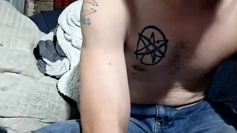 Buster18Hymen online show from 09.14.25