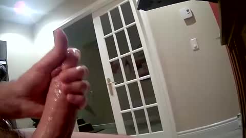 Snapshot of busterpoindexter9999 chatting on 12.20.24 busterpoindexter9999 online show from 12.20.24