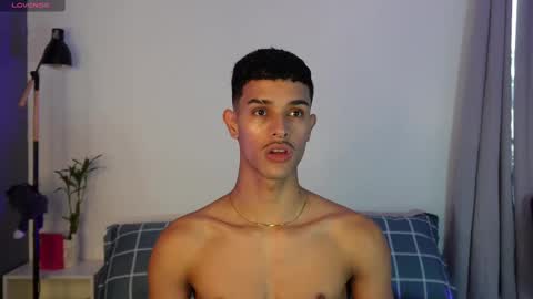 Buster independent model online show from 11.23.25